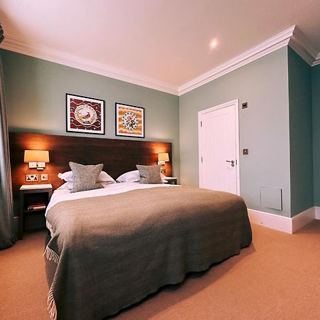 The Georgian, Haslemere, Surrey ภายนอก รูปภาพ