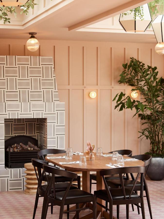 The Georgian, Haslemere, Surrey ภายนอก รูปภาพ