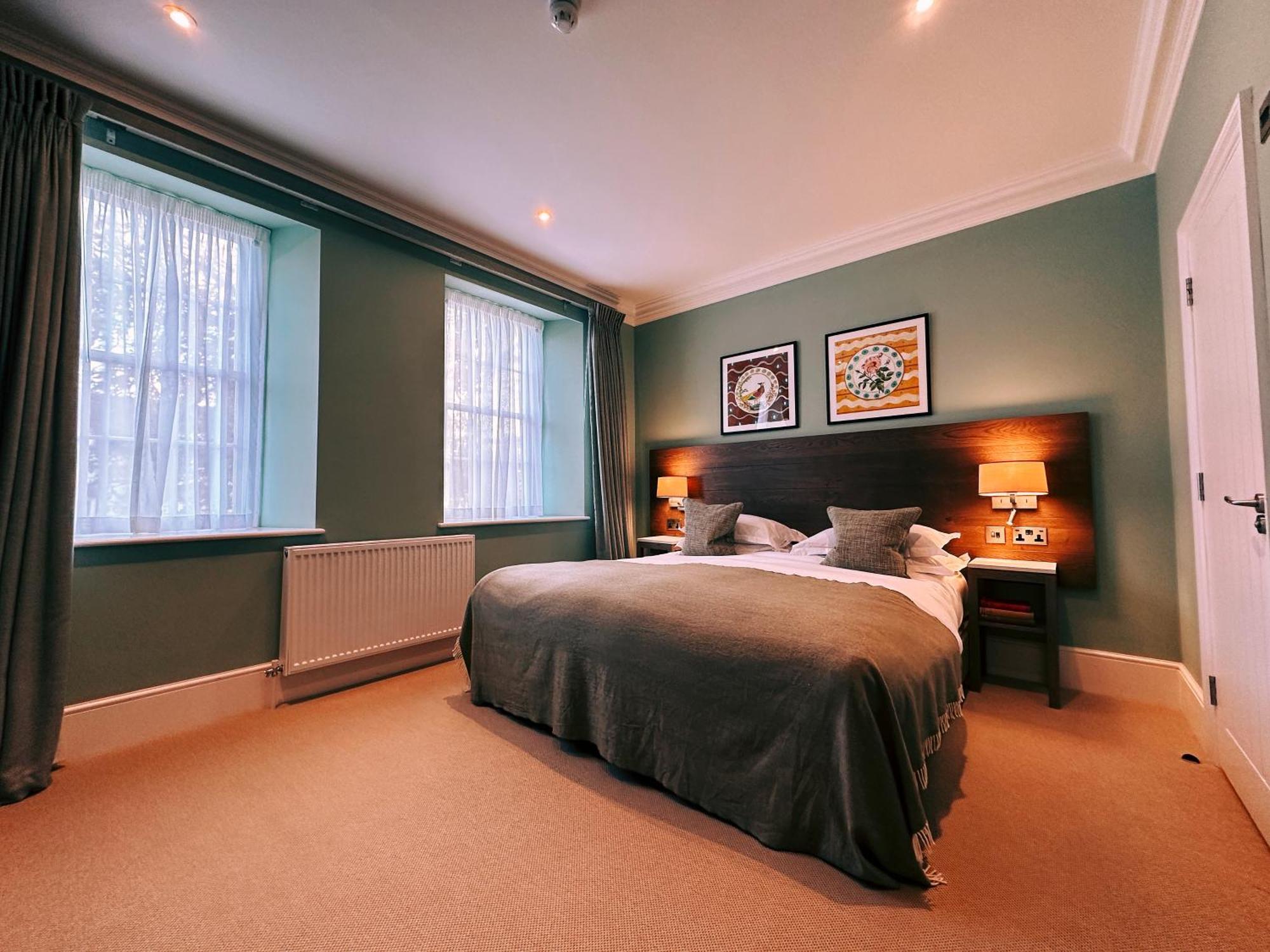 The Georgian, Haslemere, Surrey ภายนอก รูปภาพ